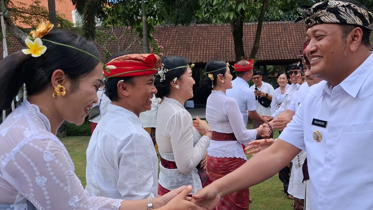 175 Pejabat Dilantik, Bupati Gianyar Tekankan Disiplin dan Integritas